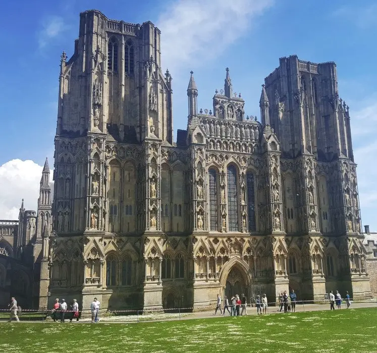 Front facade of Wells Cathedral