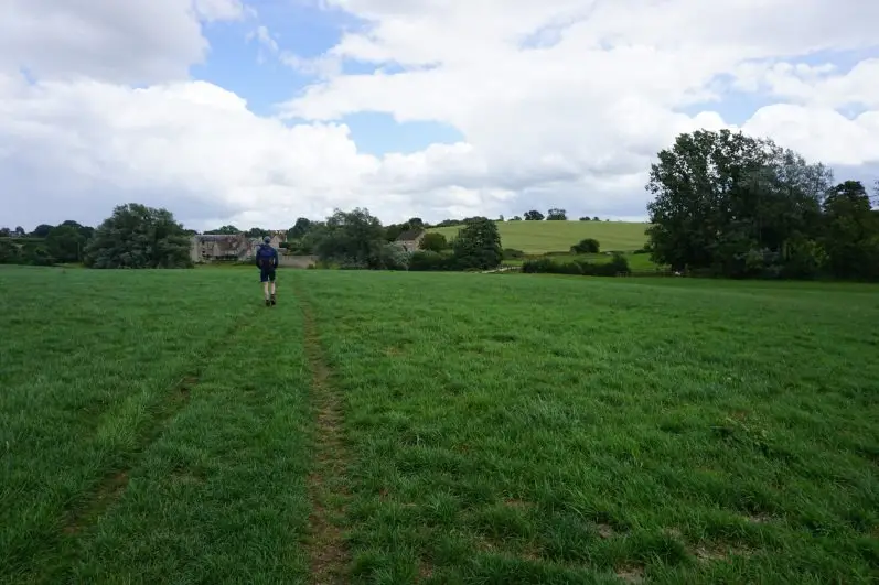 Walking towards Crab Mill Farm 