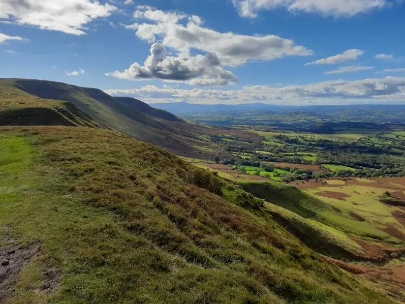 Splendid views of the Rhos Dirion peak and the Brecon Beacons mountains from Tympa (Lord Hereford's Knob)