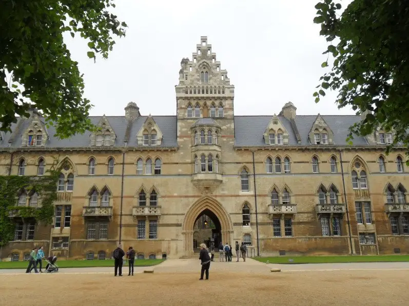 One of the stunning buildings of Oxford University