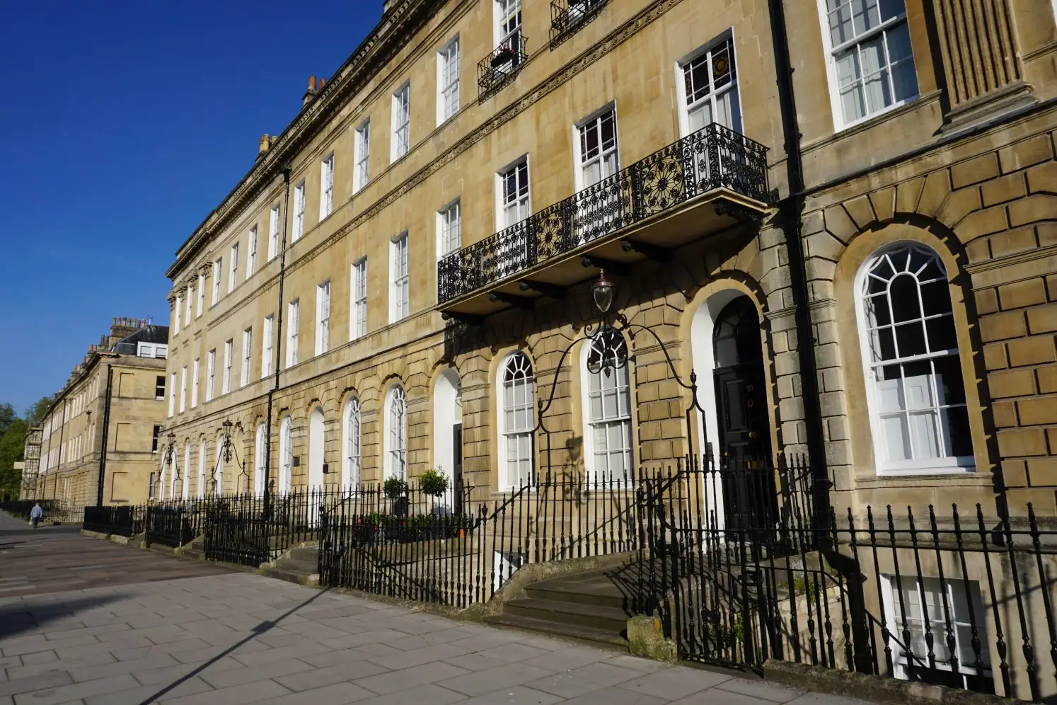 Striking Georgian architecture of Great Pulteney Street in Bath, location to several top Airbnb stays