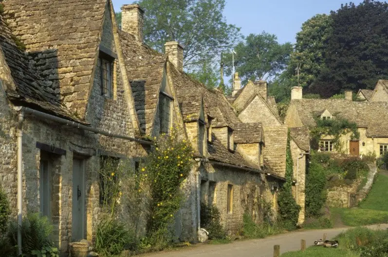 Arlington Row, famous row of Cotswold cottages in Bibury